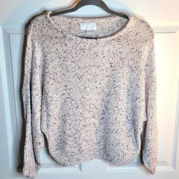 Kendall & Kylie Sweaters - Kendall + Kylie Long Sleeve Boho Cropped Knit Sweater. Small